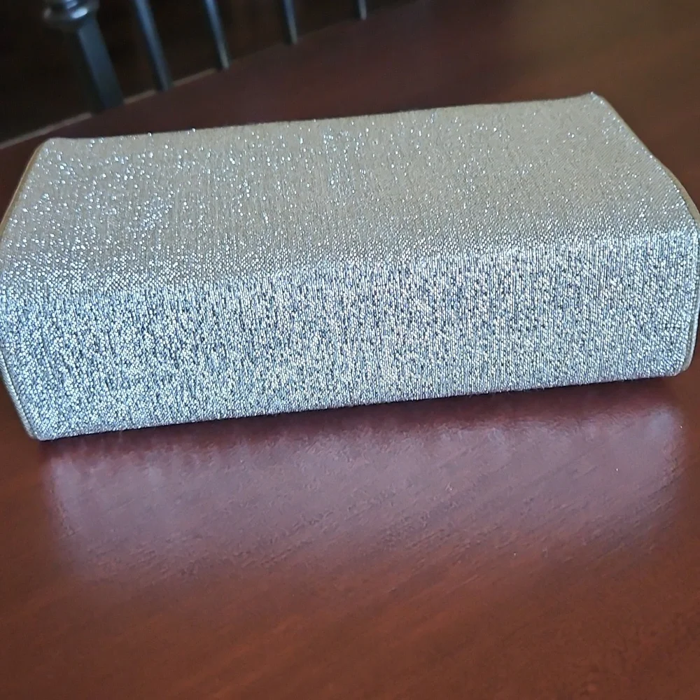 Elegant Clutch Shimmery Silver Women's Vintage - Attached Tuck Away Chain Handle